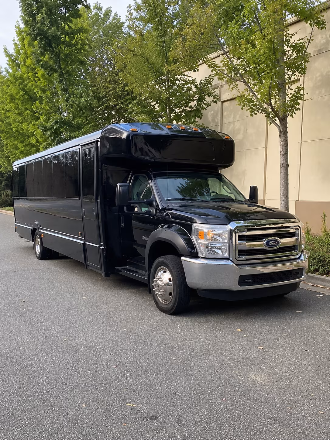 Buffalo Birthday, Sweet 16, & Quinceañera Party Bus Rentals