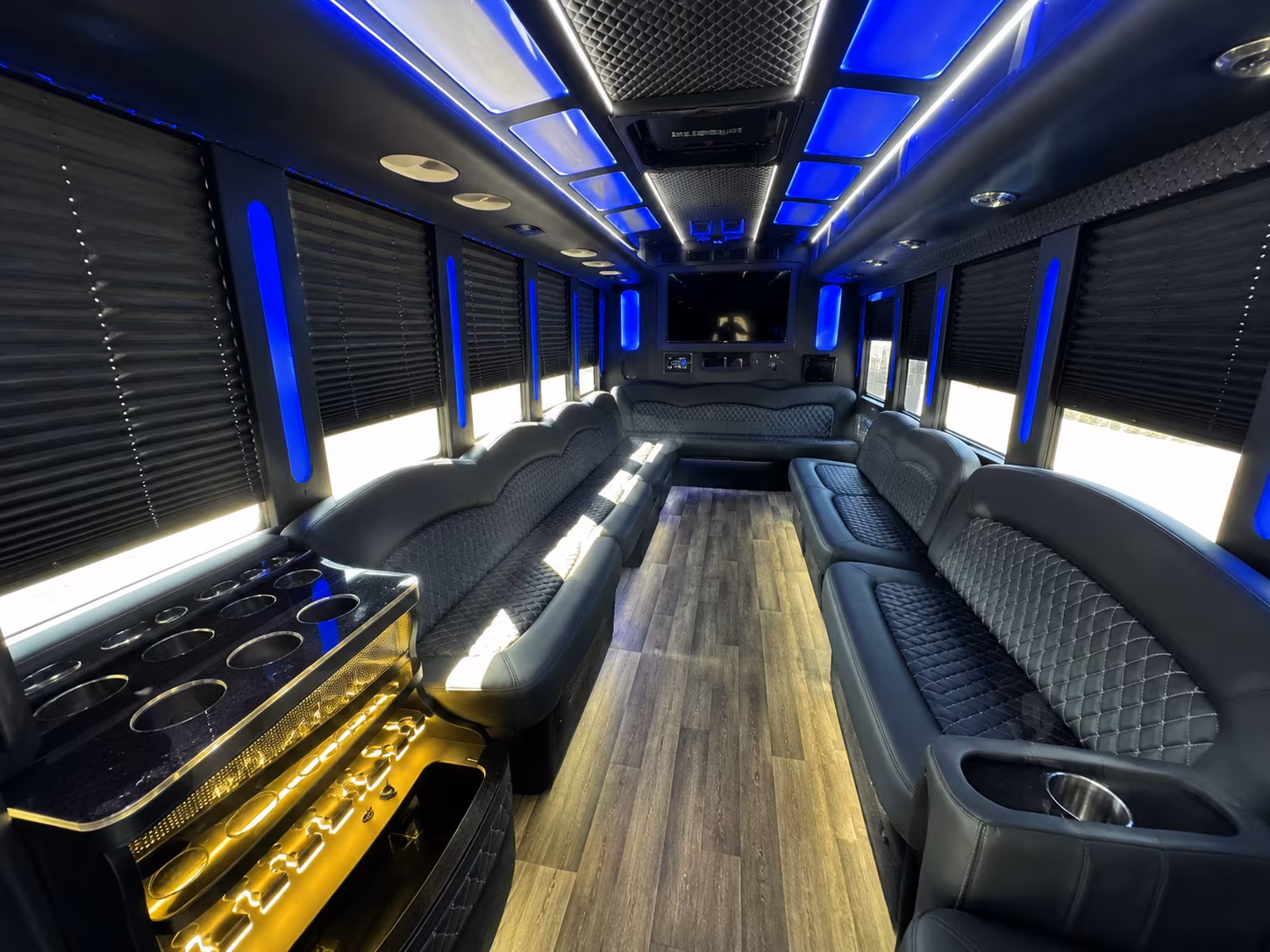 New Rochelle Homecoming & Prom Party Bus Rentals